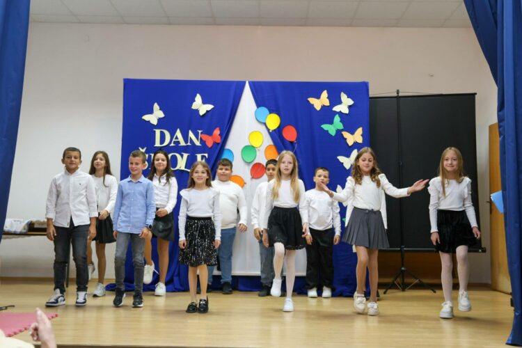 Svečano obilježen Dan Osnovne škole Čerin