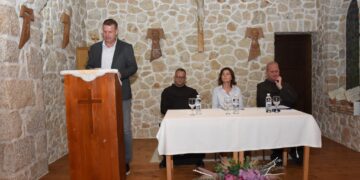 Simpozij povodom 250. godišnjice matičnih knjiga župe Brotnjo održan u Gradnićima