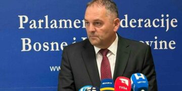 Tomislav Martinović poručio: “Što prije otvoriti raspravu kako izaći iz blokada koje su zaustavile investicije”