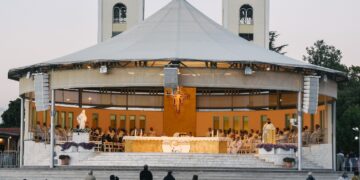 Mnoštvo hodočasnika tijekom listopada u Međugorju: Dnevno se slavilo i do 20 svetih misa