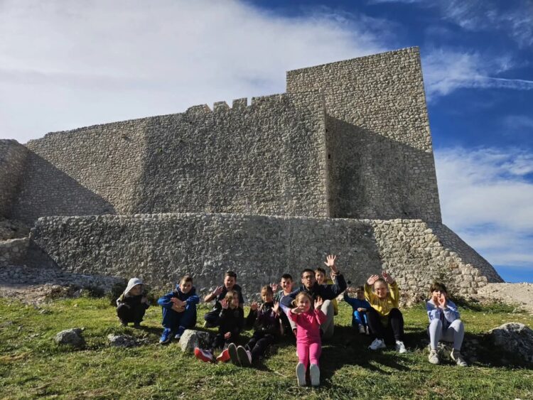HPD Vrlosinj organizirao izlet na kulu Herceg Stjepana Kosače
