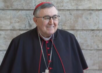 Kardinal Puljić o značenju blagdana Svih Svetih i Dušnoga dana