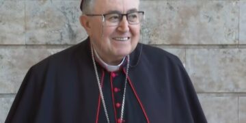 Kardinal Puljić o značenju blagdana Svih Svetih i Dušnoga dana