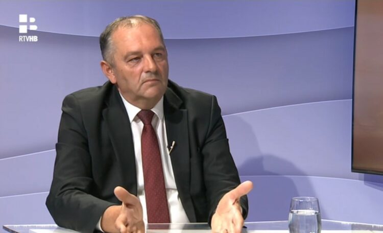 Tomislav Martinović za Kompas: Hrvatska treba pokrenuti postupak revizije državljanstava u BiH – manipulacije su brojne