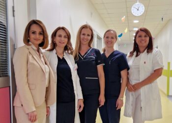 Akcija “Otvori knjigu, zatvori ekran”: Nova knjižnica za male pacijente u Mostaru