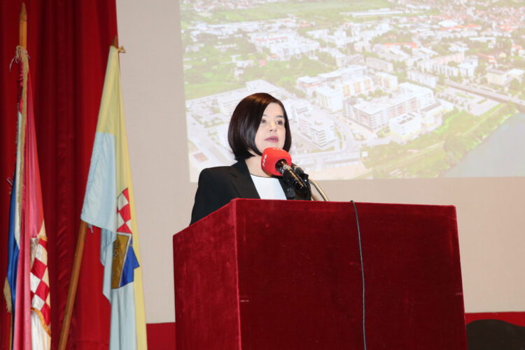 Predsjednica Vlade na Danu grada Čapljine: “Investicije su ishod dobre suradnje i snage zajedništva”