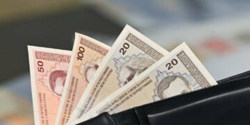 Prosječna neto plaća za kolovoz u FBiH iznosila 1.595 KM
