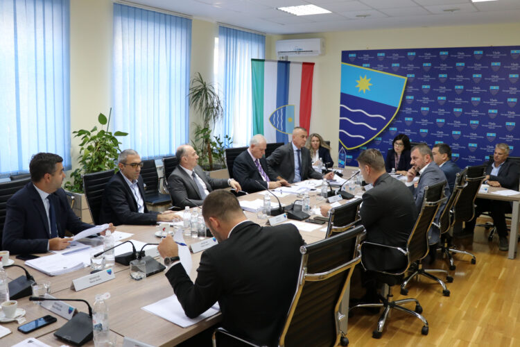 Vlada HNŽ-a: 8,86 milijuna KM za vitalnu vodnu infrastrukturu svih gradova i općina