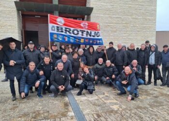 Brotnjaci na obilježavanju 34. obljetnice stradanja Škabrnje