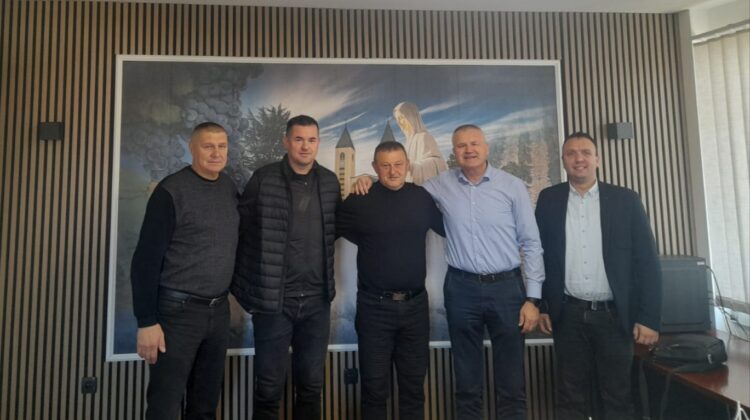 Održan radni sastanak predsjednika OV Čitluk Ivice Jerkića s predstavnicima MZ Čitluk Selo