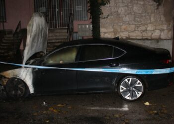 Jedna osoba lišena slobode zbog podmetanja požara na službenom vozilu Grada Mostara