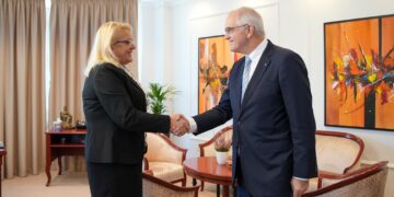 Mir i stabilnost prioritet: Predsjednica Bradara sa šefom Misije OESS-a u BiH Rickom Holtzappleom