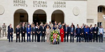Sjećanje i zahvalnost poginulim braniteljima – izaslanstvo HNS-a BiH obilježilo blagdan Svih svetih i Dušni dan u Mostaru
