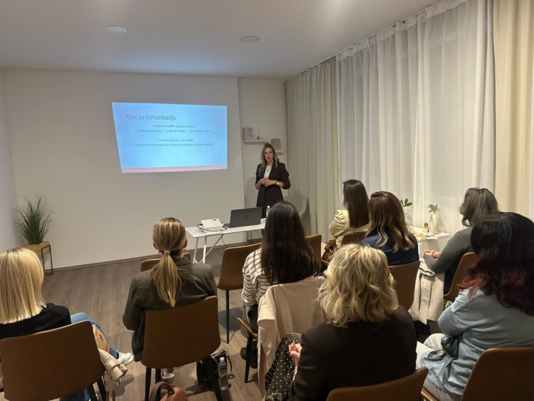 „Znaš li kako mi je“: U Čitluku održana radionica koja je pokrenula važna pitanja o odrastanju i razumijevanju djece