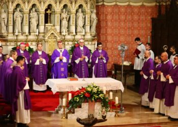 Biskupi BK BiH slavili svetu misu u sarajevskoj katedrali uoči 94. redovitog zasjedanja