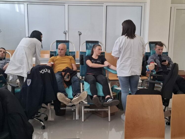 Dobrovoljno darivanje krvi djelatnika Ministarstva unutarnjih poslova Hercegovačko-neretvanske županije