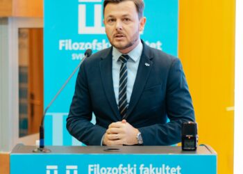 SUM: Brotnjak prof. dr. sc. Marko Odak predstavio monografiju Filozofskog fakulteta