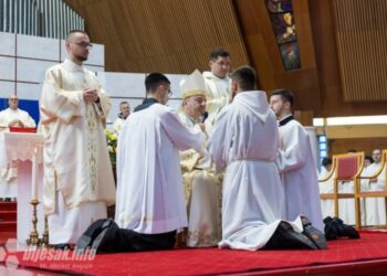 Ređenje u Mostaru: Hercegovina bogatija za tri đakona