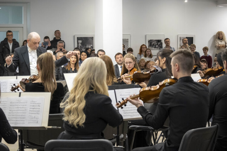 Predstavljena vrijedna monografija u povodu 70. rođendana Simfonijskog orkestra Mostar
