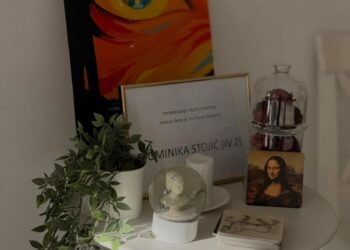 Kroz oči umjetnice: Treća izložba učenika SŠ dr. fra Slavka Barbarića