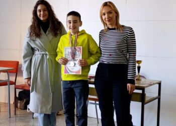 Ivan Ćorić i Mihaela Buntić ostvarili zapažene rezultate na Božićnom kadetskom šahovskom turniru u Čapljini