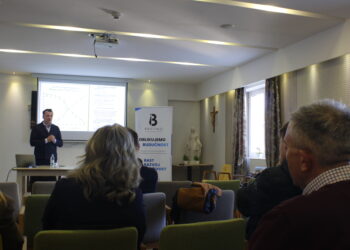 Održano predavanje na temu „Zelena tranzicija i prilagodbe poslovanja europskim tržišnim promjenama“