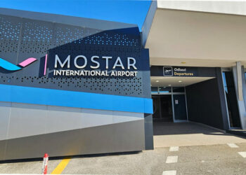 (VIDEO) Hoće li RyanAir i WizzAir letjeti u Mostar i zašto avioni ne slijeću u Mostar kad je u Sarajevu magla?