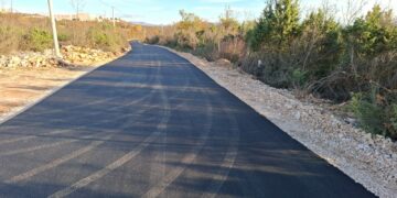 Asfaltira se važna prometnica za Gornje Brotnjo: Cesta preko Garišta konačno dobiva novo ruho