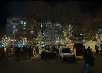 Advent na Trgu pape Ivana Pavla II u Čitluku: Simbol zajedništva i blagdanskog duha