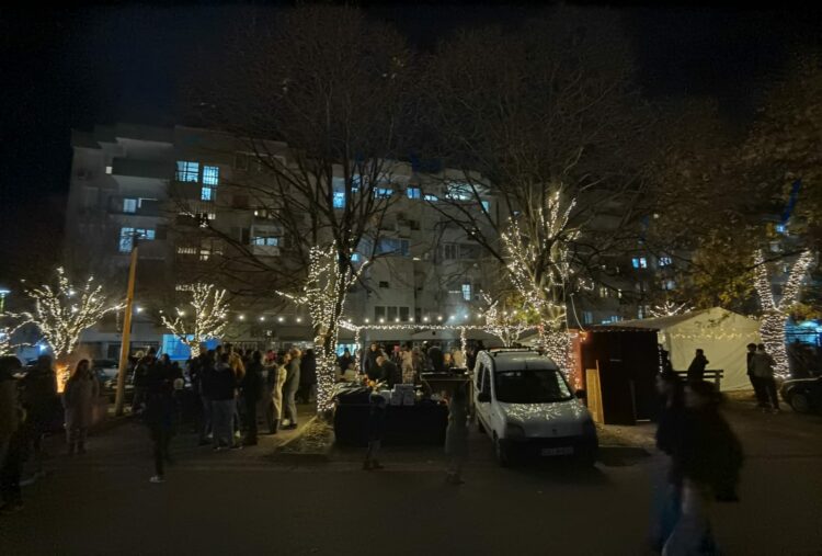 Advent na Trgu pape Ivana Pavla II u Čitluku: Simbol zajedništva i blagdanskog duha