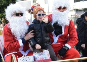 „Advent u Brotnju“ počeo zajedničkim ukrašavanjem božićnog drvca