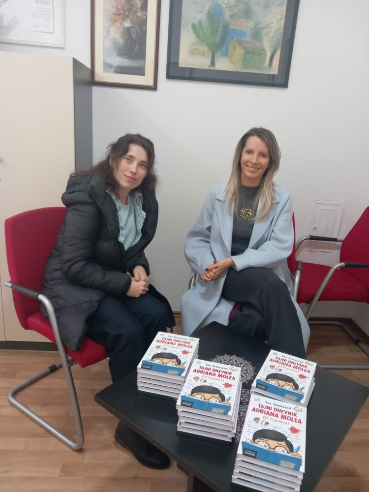 Tvrtka Brotis d.o.o. donirala knjige Osnovnoj školi fra Didaka Buntića