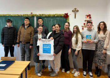 Mali koraci – velika srca: Učenici Srednje škole dr. fra Slavka Barbarića pomažu djeci kroz Marijine obroke