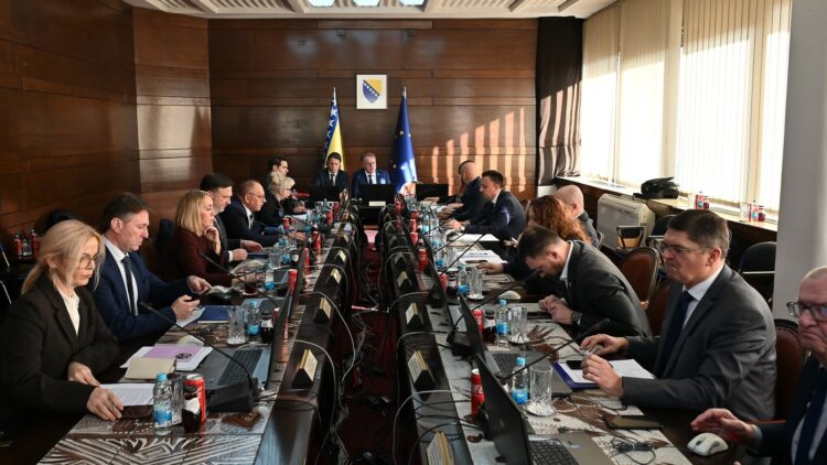 Proračun FBiH za 2026. godinu veći za 690 milijuna KM