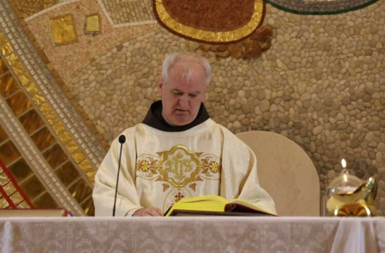 Božićni razgovor s fra Jozom Grbešom: Čovjeku je za dobar život potrebna ljubav