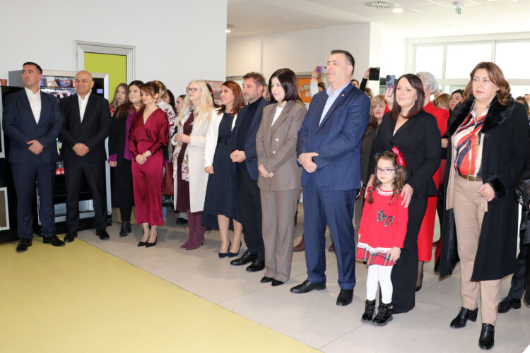 Svečano otvorena knjižnica u Klinici za dječje bolesti SKB-a Mostar