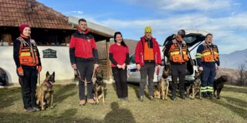 BiH dobila prve licencirane potražne pse po međunarodnim standardima