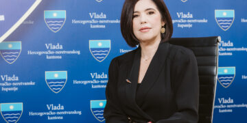 ČESTITKA PREDSJEDNICE VLADE HNŽ U POVODU BOŽIĆA I NOVE GODINE