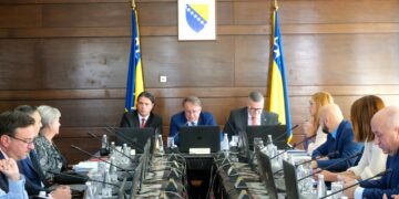 Reformske mjere Vlade FBiH u 2025. godini: Veće plaće i socijalne naknade, očuvanje radnih mjesta, podrška radnicima i gospodarstvu