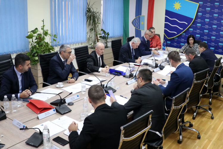 Vlada HNŽ nastavlja s potporama mladim obiteljima, kulturi i turizmu