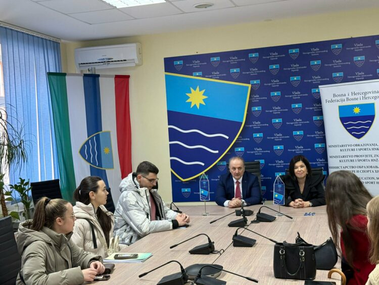 Povećana osnovna stipendija za studente u HNŽ-u