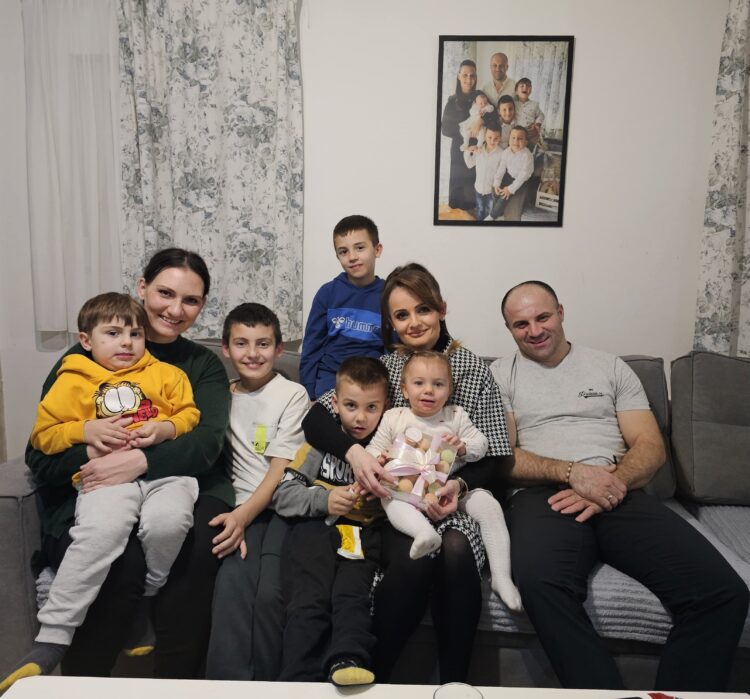 (VIDEO) Velike priče malih ljudi: Život velike obitelji Pandža