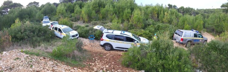 K9 tim HGSS-a Čitluk-Međugorje sudjelovao na specijaliziranom treningu na otoku Korčuli