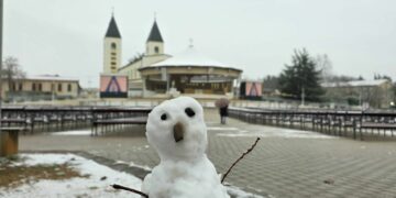 (FOTO/VIDEO) Snijeg jutros zabijelio Brotnjo