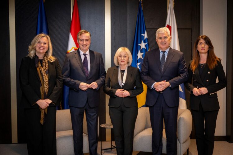 Čović, Krišto i Filipović sa Zovko i McAllister: Ravnopravnost naroda i reforme su prioritet