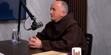 (VIDEO) Brotnjak fra Miljenko Stojić o vjeri, povijesti i sjećanju na hercegovačke mučenike