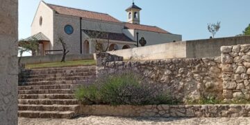 Druženje, vino i tradicija: Manifestacija “Kušanje mladog vina” u nedjelju u Gradnićima