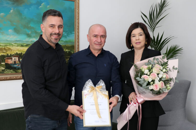 Predsjednici Buhač zahvalnica organizatora Lige mjesnih zajednica Grada Mostara