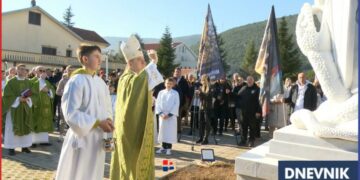 U Bijelom Polju blagoslovljen kip sv. Mihovila