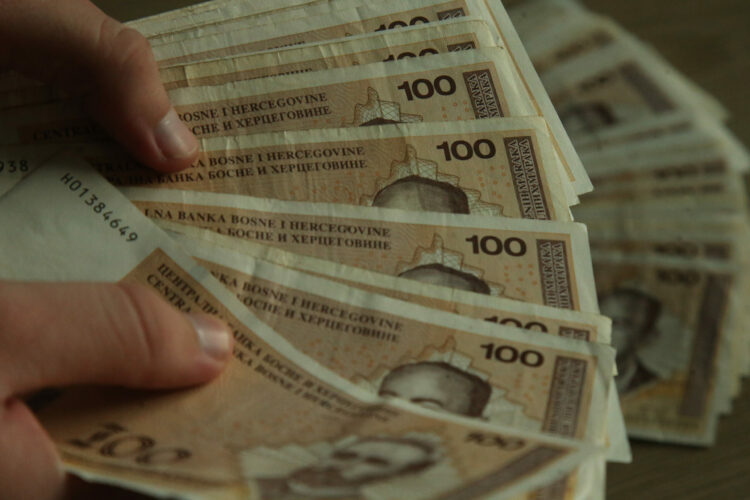 Niste zamijenili stare novčanice KM? Još uvijek nije kasno, ali pod ovim uvjetima!